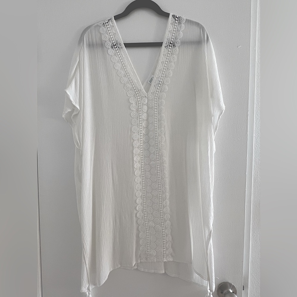 Kona Sol crochet cover up size XL